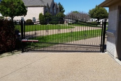 6' iron arched gate