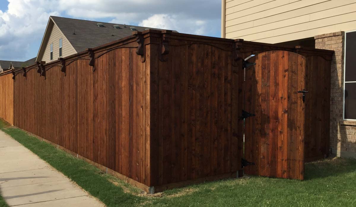 Why a DIY Fence Can Get You in Trouble